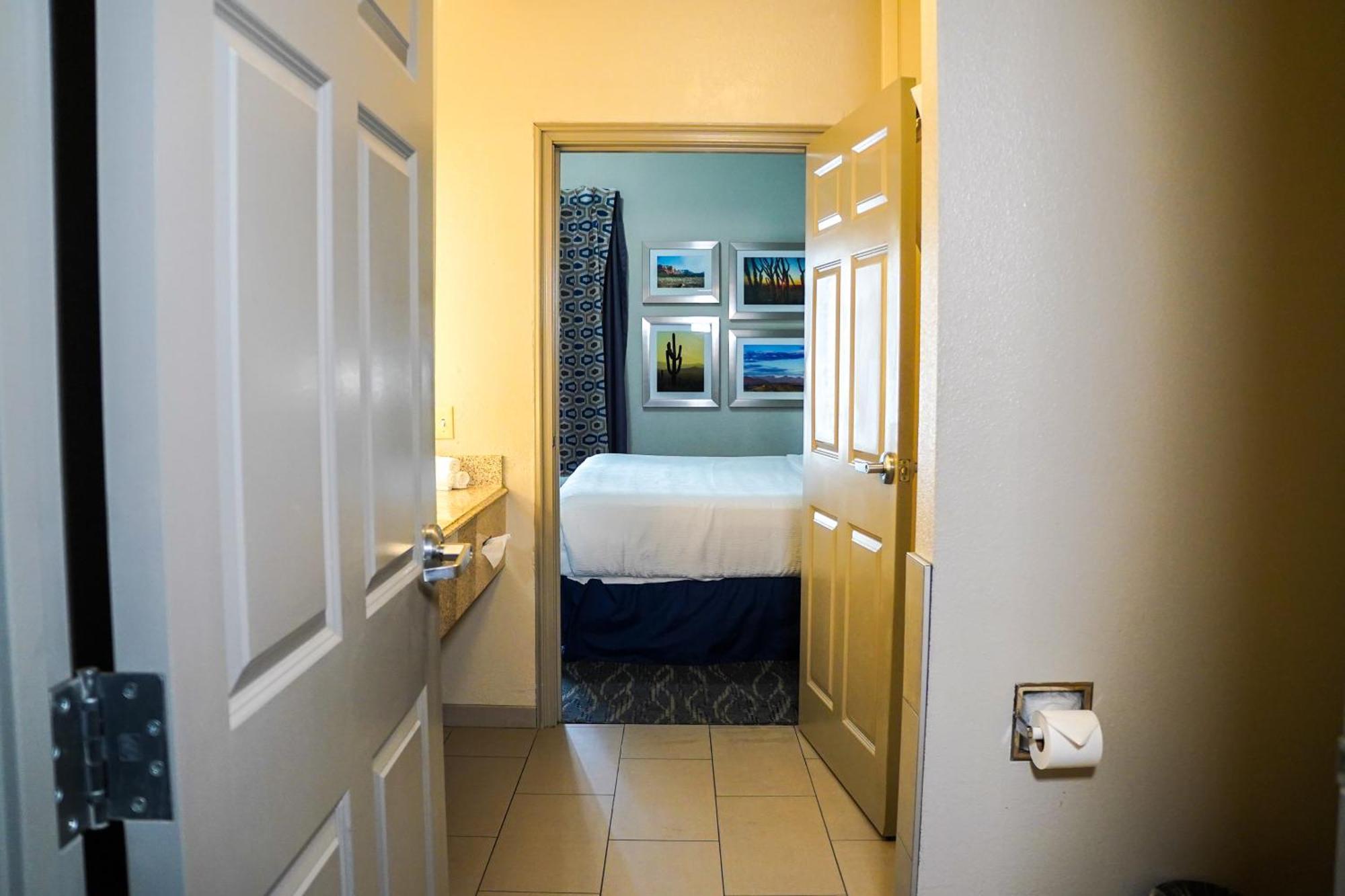 La Quinta By Wyndham Phoenix I-10 West Exterior photo